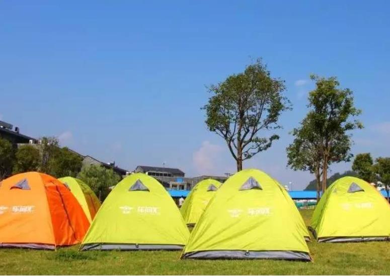 开一个小型露营基地要多少钱（露营基地项目计划书）
